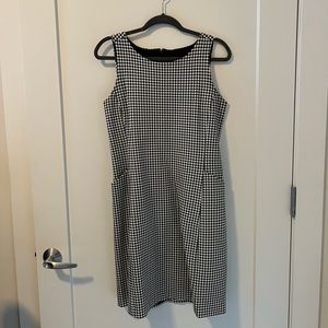 ANN TAYLOR | size 2 dress w pockets
